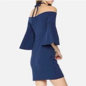 Shell Beach Bell Sleeve Halter Dress
trina Trina Turk
